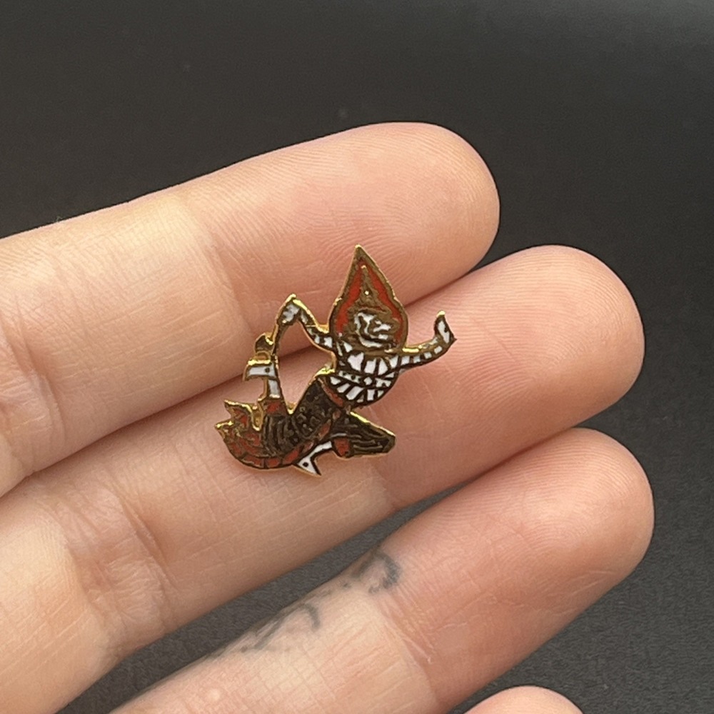 Vintage Thai Dancer‎ Thailand Lapel Hat Pin